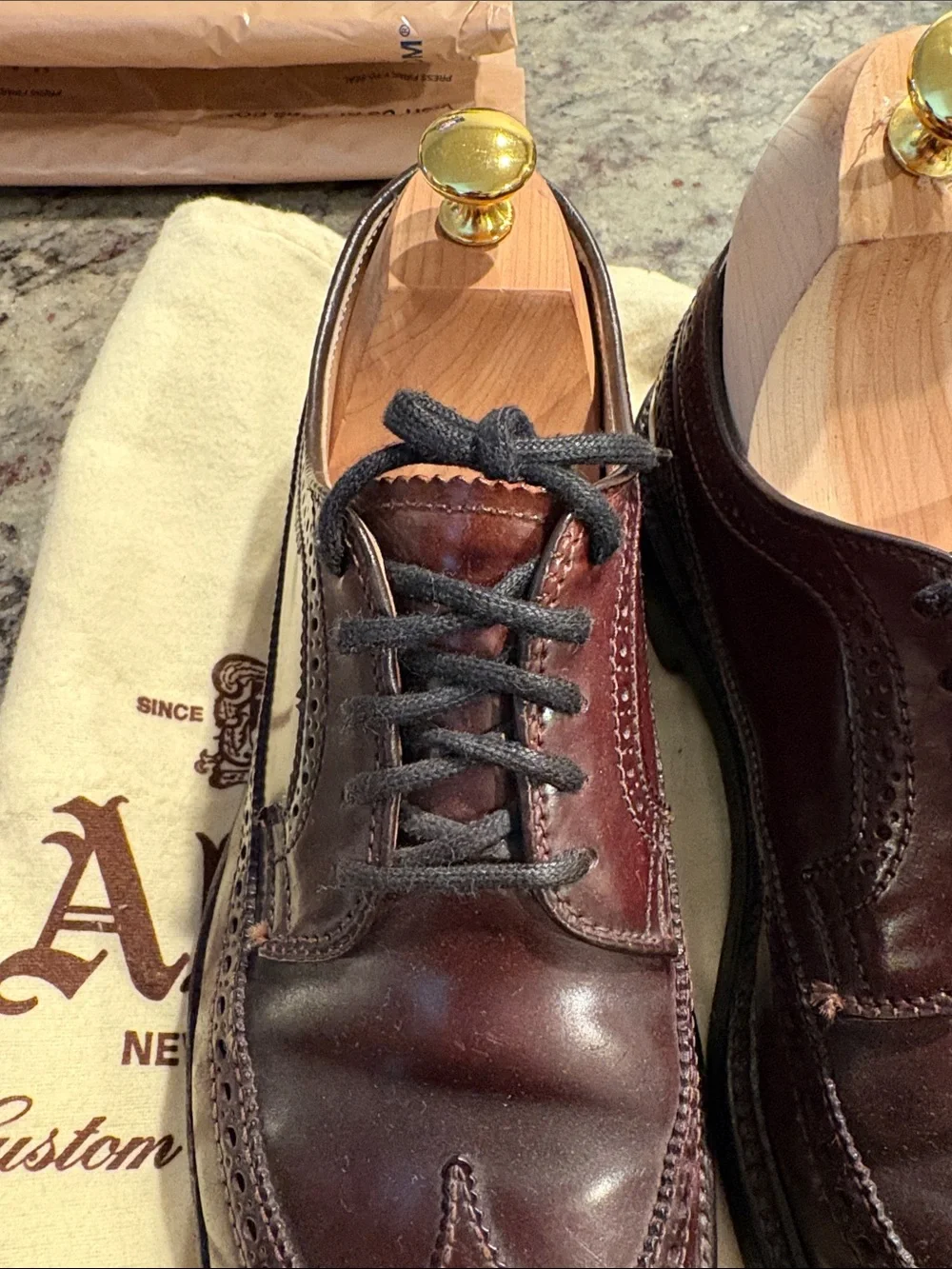 Alden Men's Burgundy Wingtip Derby Shoes